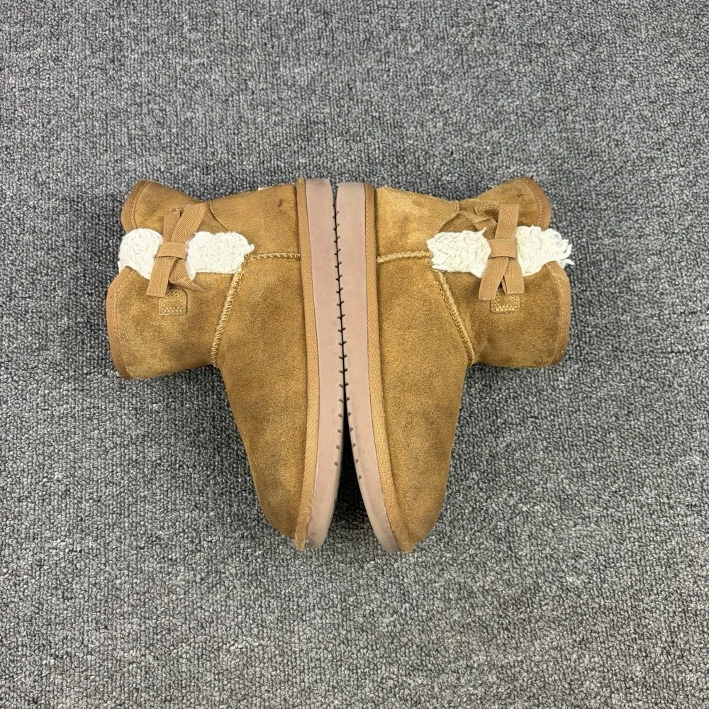 Koolaburra by UGG 1117810 Women's Size 3 Brown Suede Bow Fur Ankle Boots